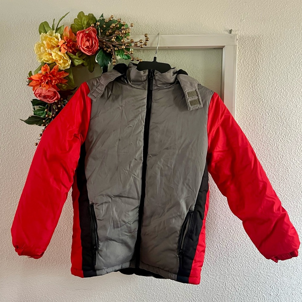 Northpoint Boys Size Medium (10/12) Removable Hooded Winter Jacket